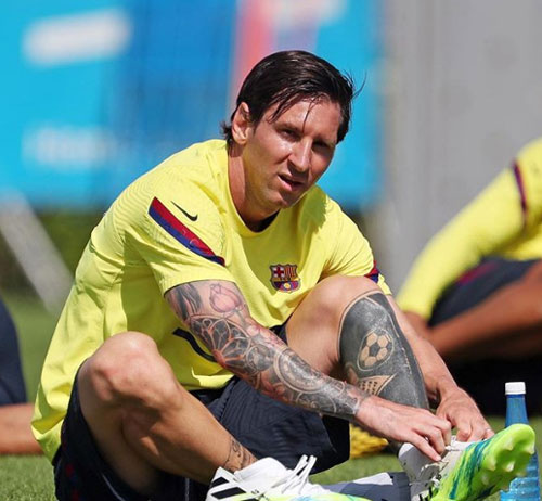 Messi xuất hiện với diện mạo khá lạ