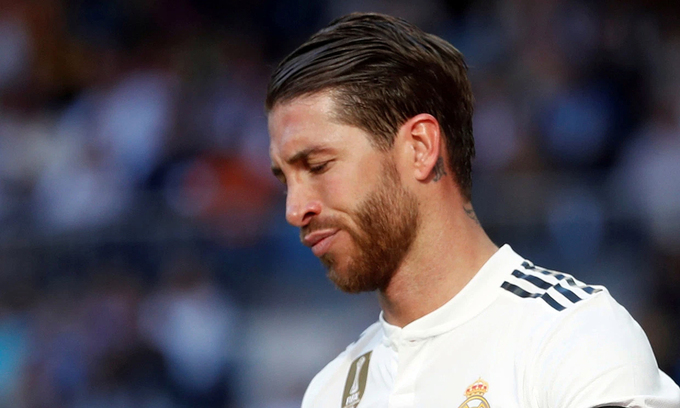 Real Madrid muốn giảm lương 30% của đội một