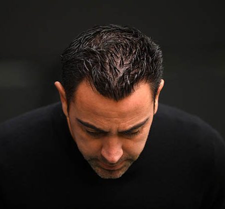 Xavi: Tôi sẽ bị sa thải nếu Barca không có danh hiệu gì